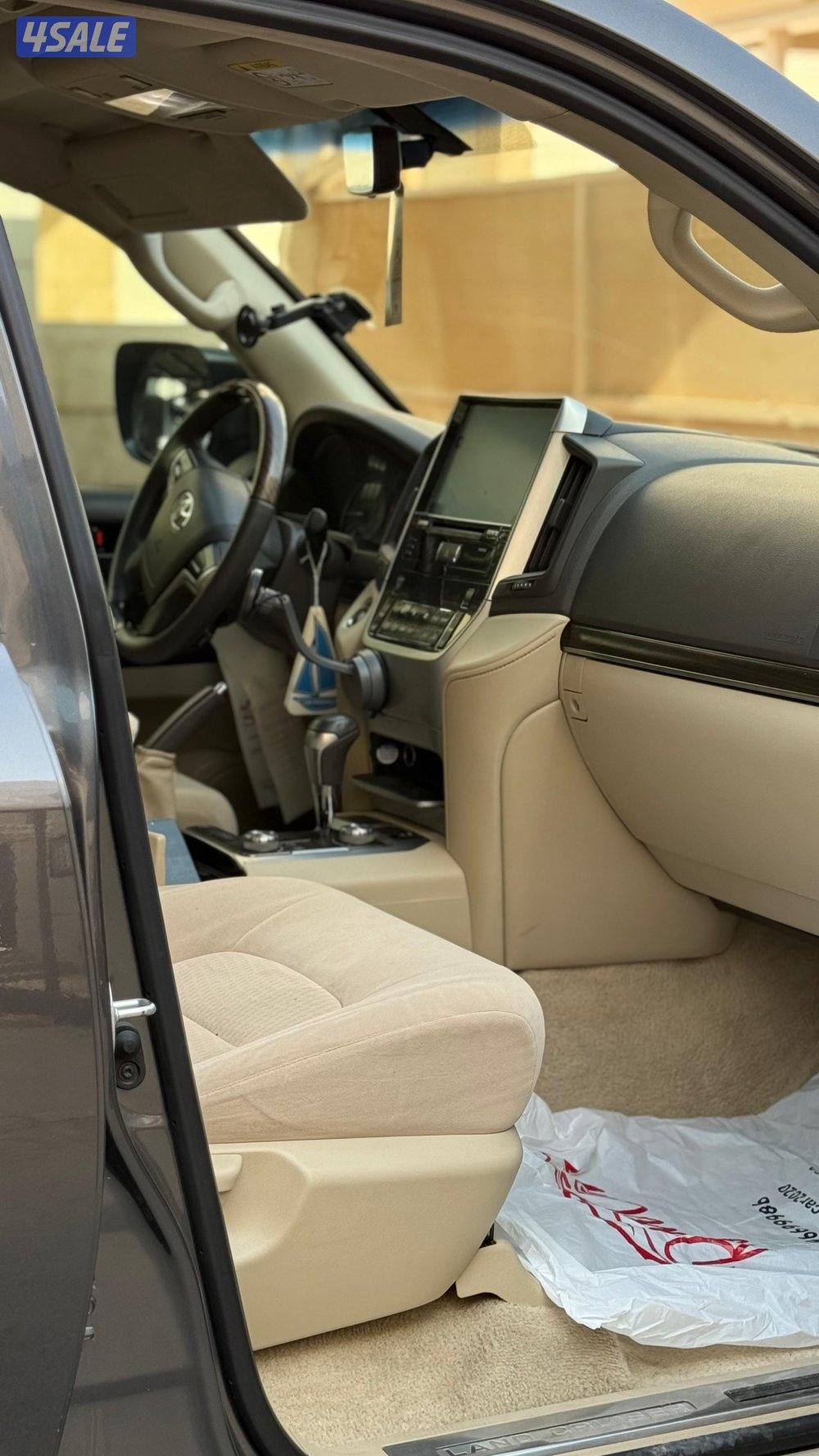 للبيع لاند كروز gxr صبغ الوكالة2