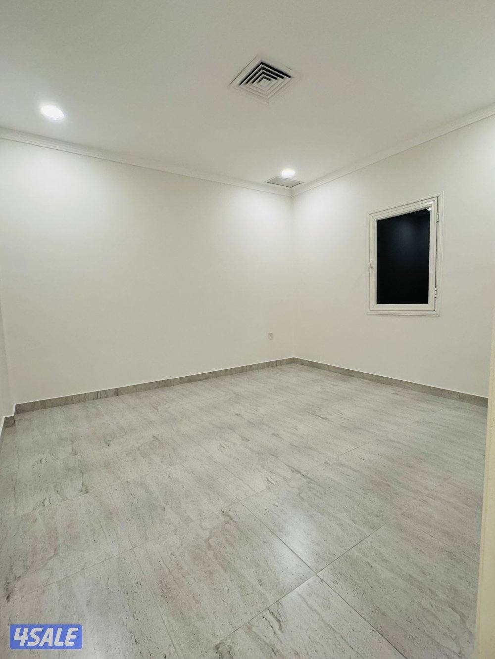 للإيجار شقه كبيره في الاندلس3