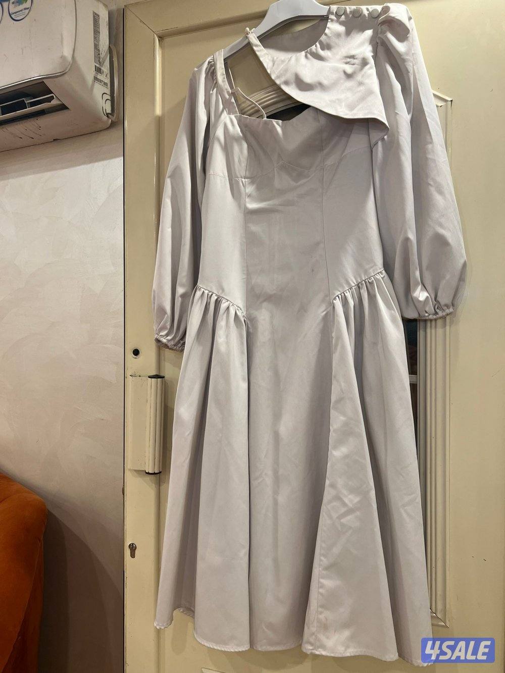 السلام عليكم عندي مجموعه ملابس من نفانيف ودراريع نضيفه جدا للبيع4