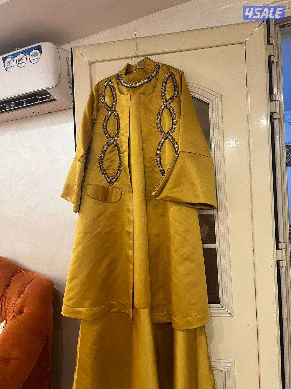 السلام عليكم عندي مجموعه ملابس من نفانيف ودراريع نضيفه جدا للبيع5