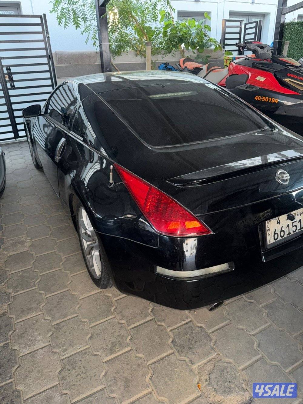 للبيع زد مديل ٢٠٠٤ ماشي ١٨٠4