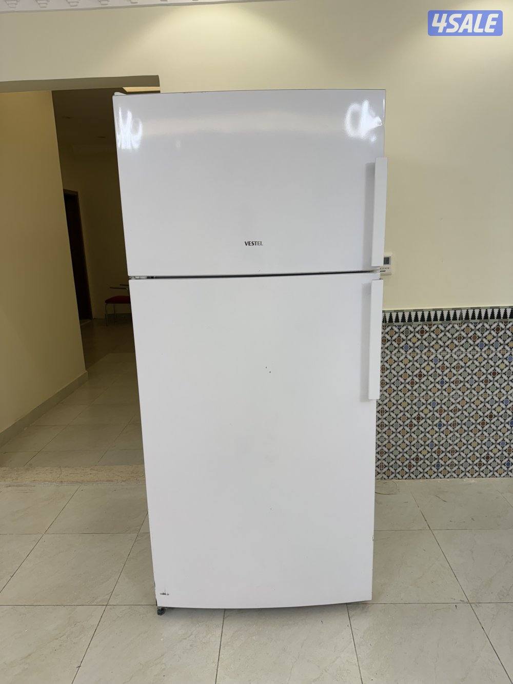 للبيع ثلاجه0