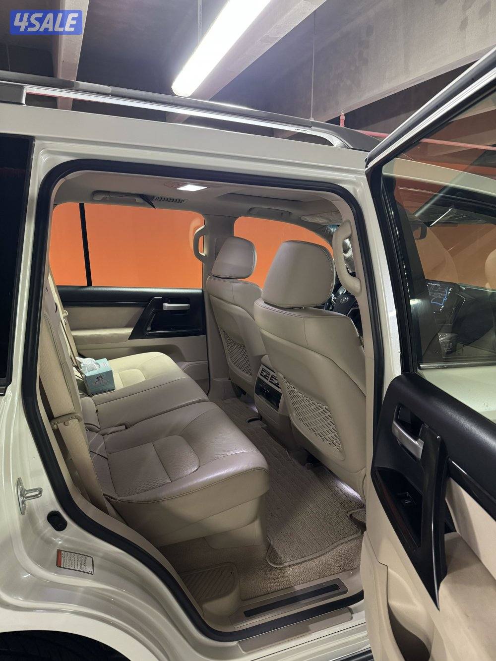 للبيع لاند كروزر تورينق شرط الفحص صبغ وكاله4