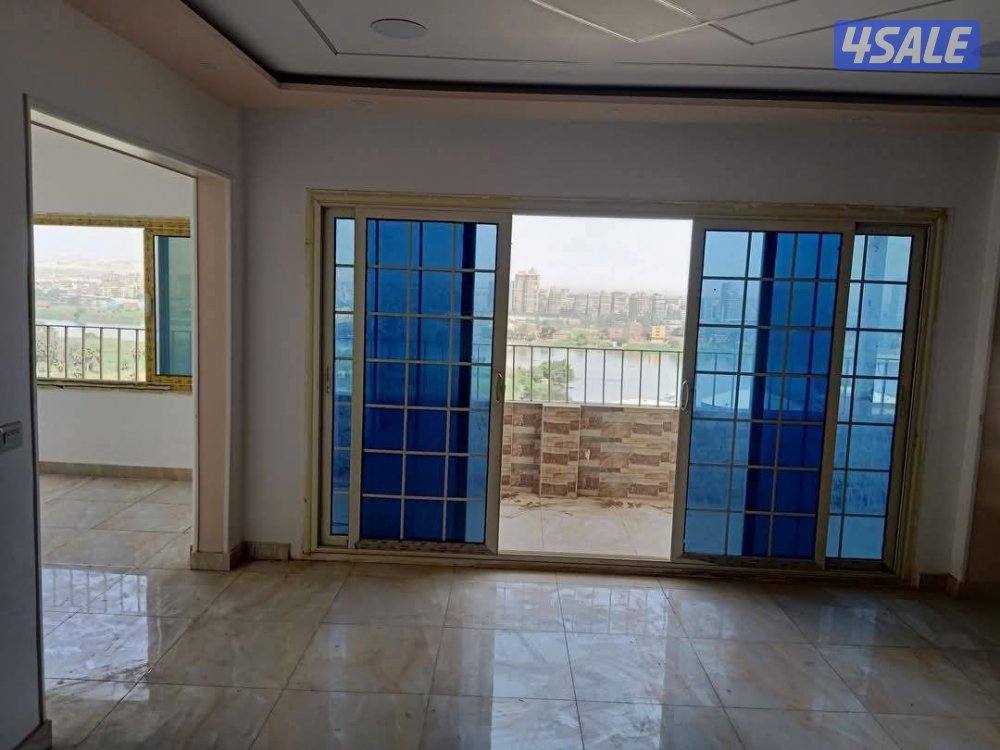 شقة للبيع - مباشرة على النيل من المالك10