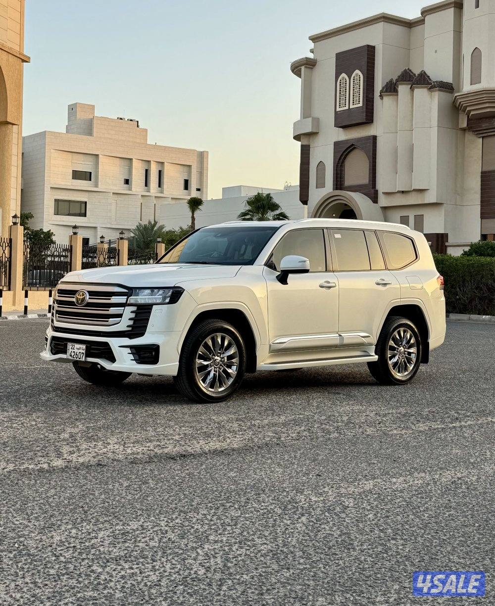 لاندكروزر GXR 2024 تحت الكفالة عداد 191