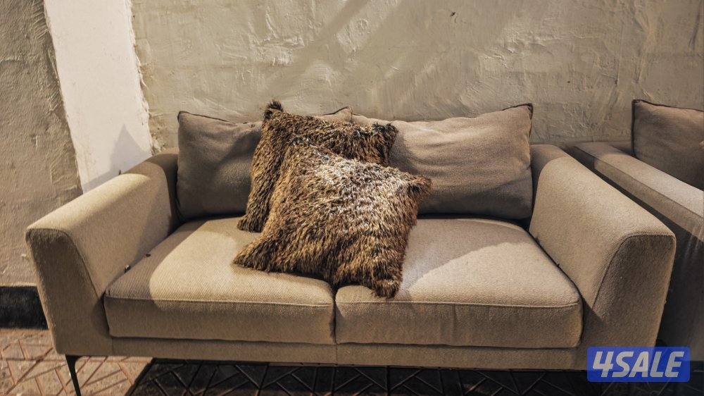 غنفه نظيفه ومستعمله ومريحه ورخيصه0