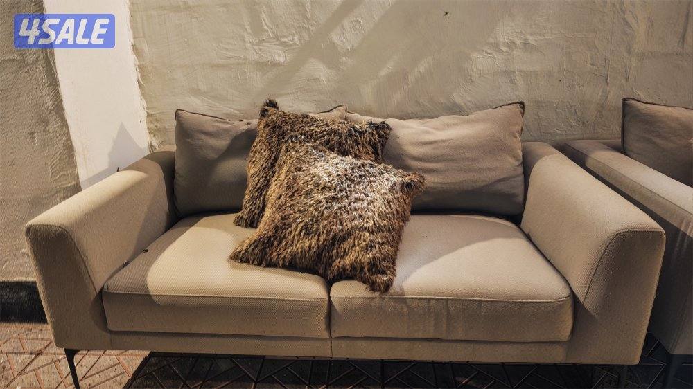 ثلاث غنفات مريحه مستعمله ورخيصه وعليها عرض ونظيفه2