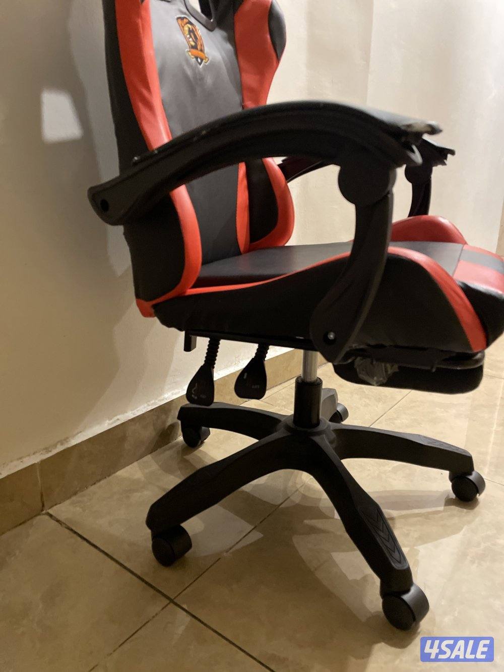 كرسي قيمنق1