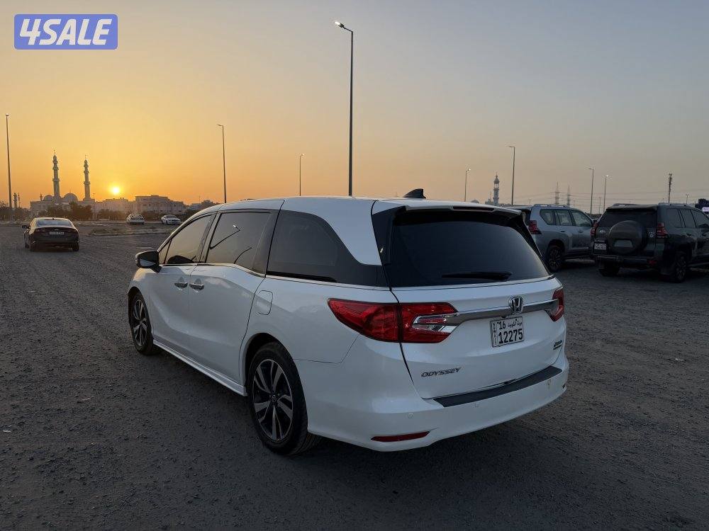هوندا اودوسي 2019 عداد 70 فقط0