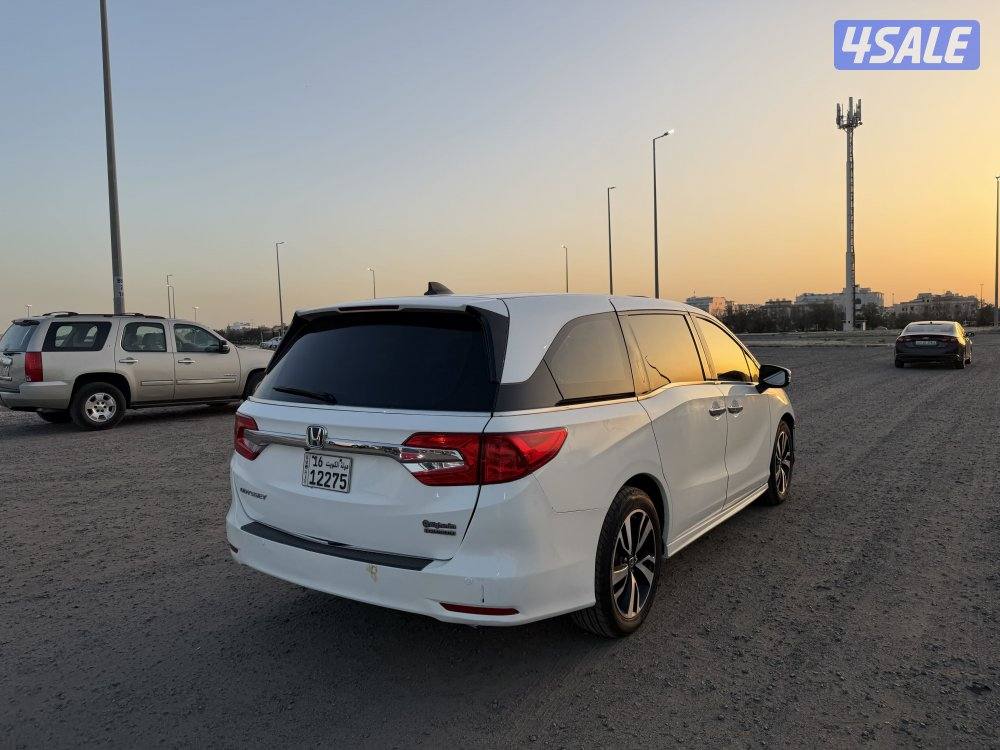 هوندا اودوسي 2019 عداد 70 فقط10