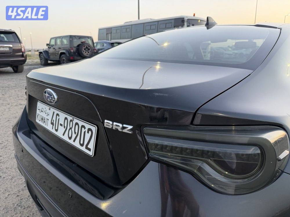 سوبارو 2016 عداد 76 فقط BRZ4