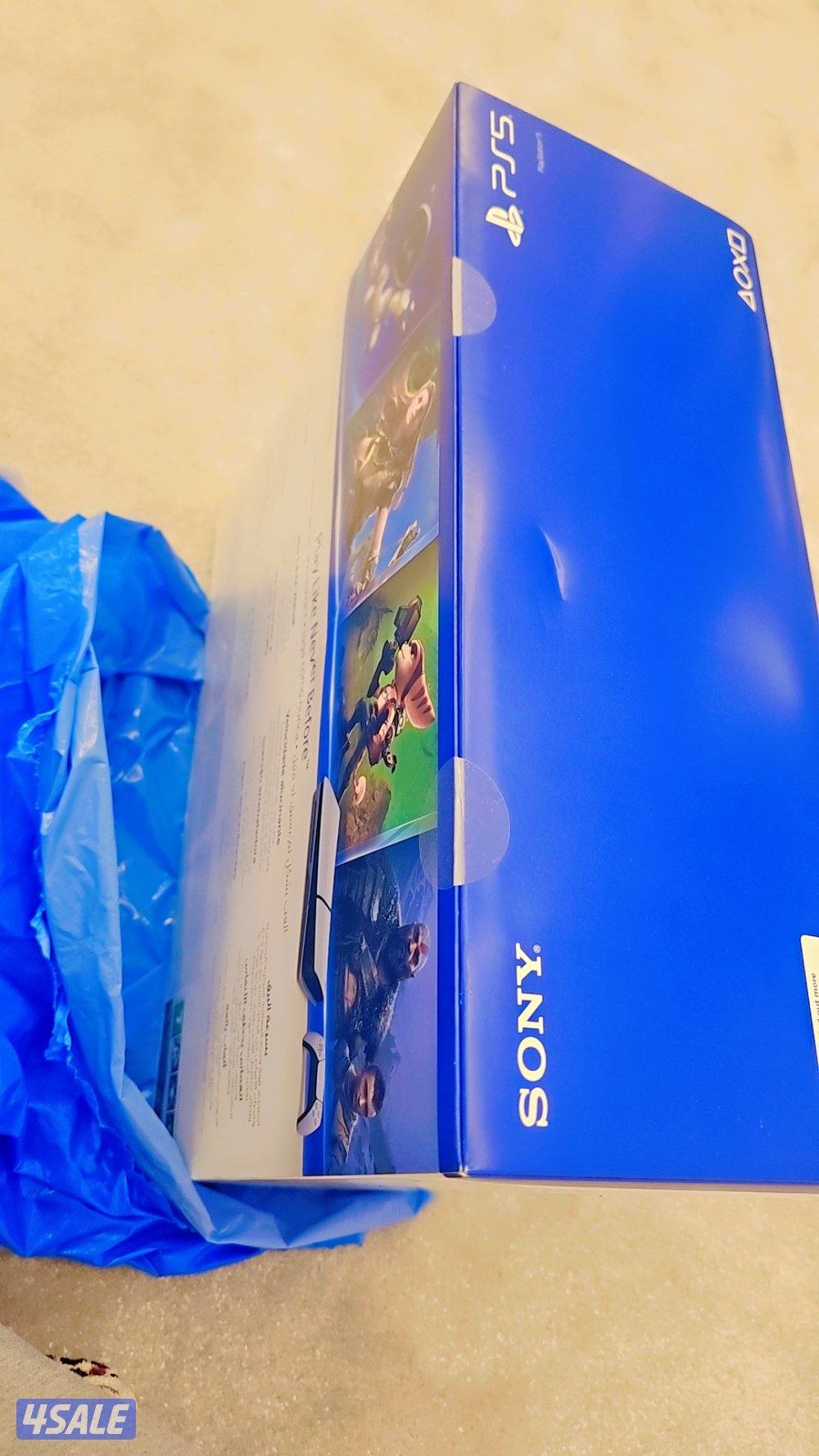للبيع سوني 5 جديدة بالكرتون نسخة السيدي1
