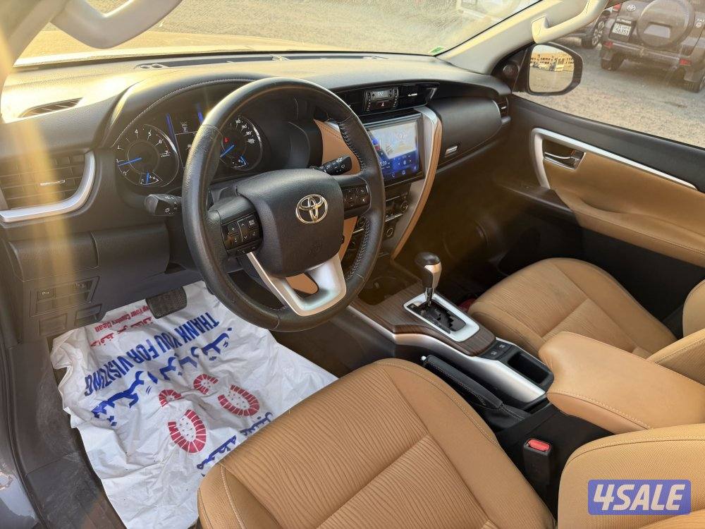 فورتنر 2016 سته سلندر عداد 71 فقط2