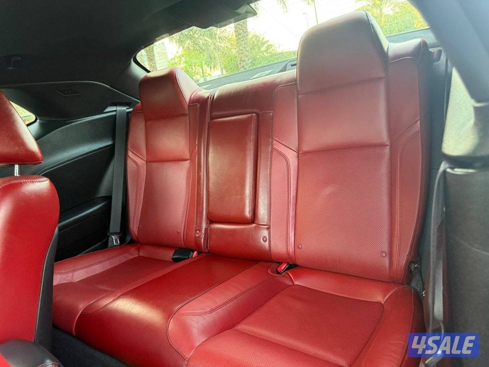 للبيع دودج تشالنجر موديل 20189