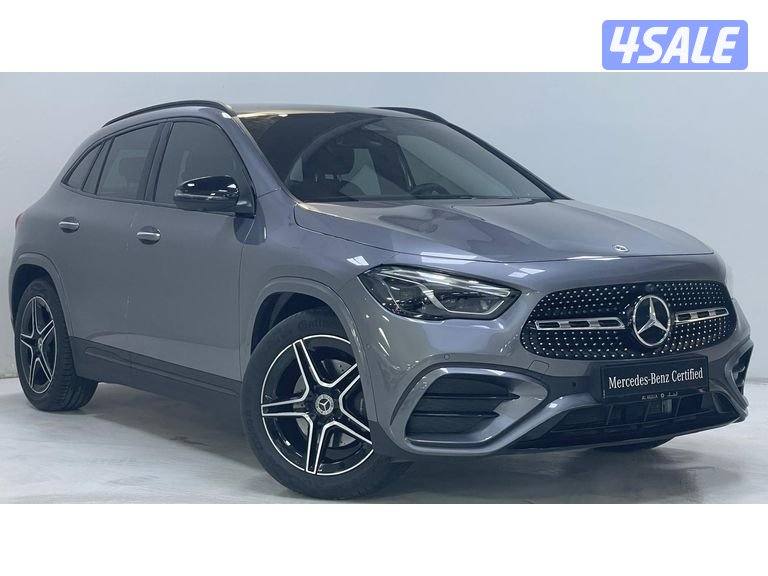 Mercedes-Benz GLA1