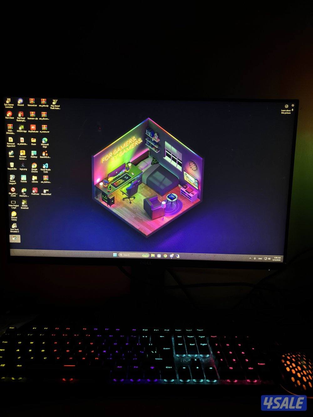 للبيع بي سي مع كامل اغراضه3