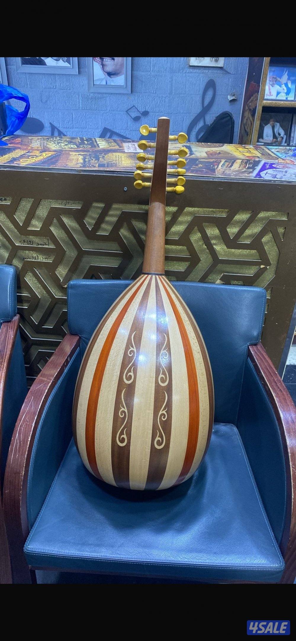 للبيع (( عود مصري )) جديد مع شنطته اوتار جدد1