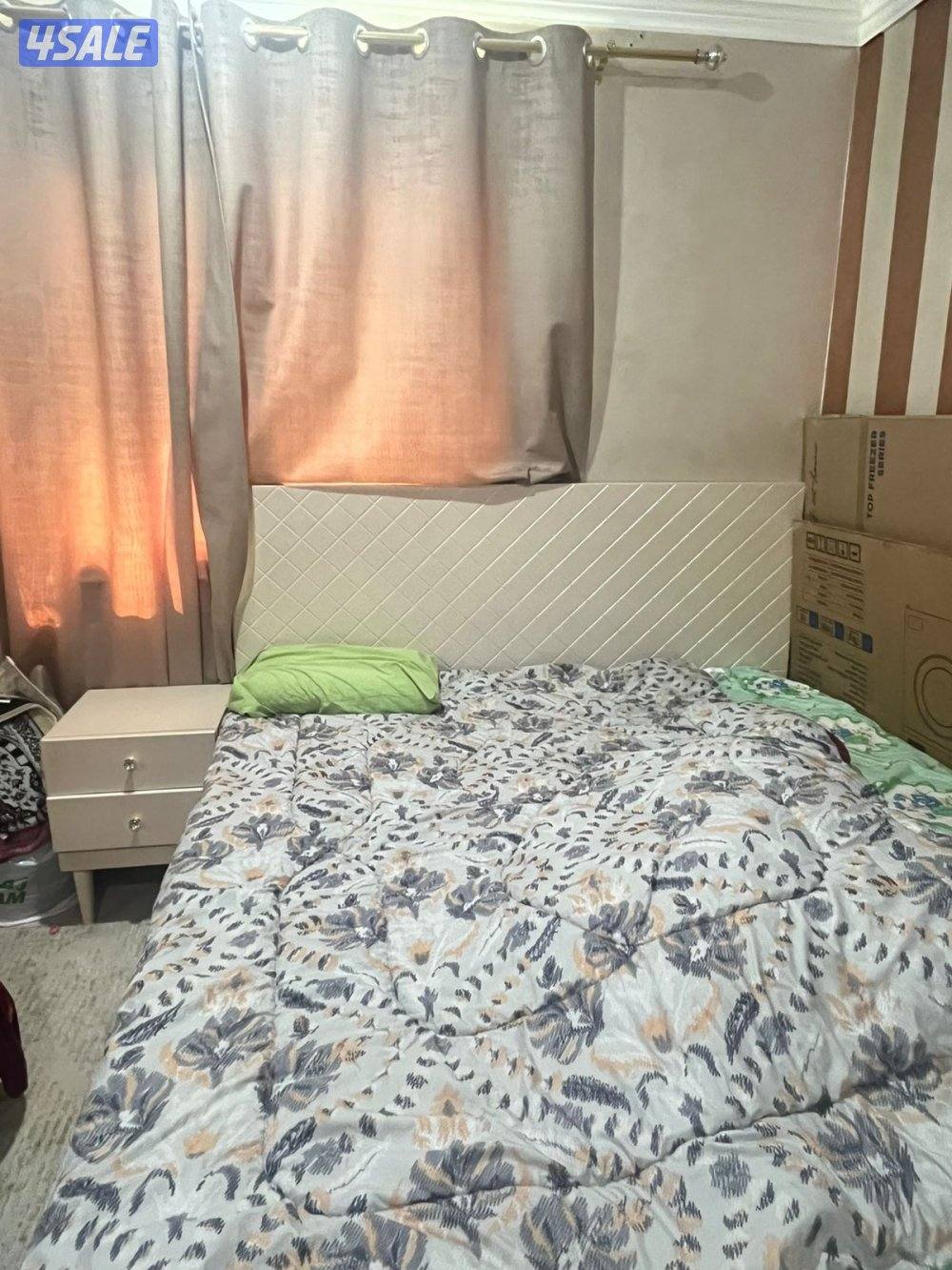 غرفه نوم بحاله جيده مع مرتبه تحت الكفالة وسجاده2