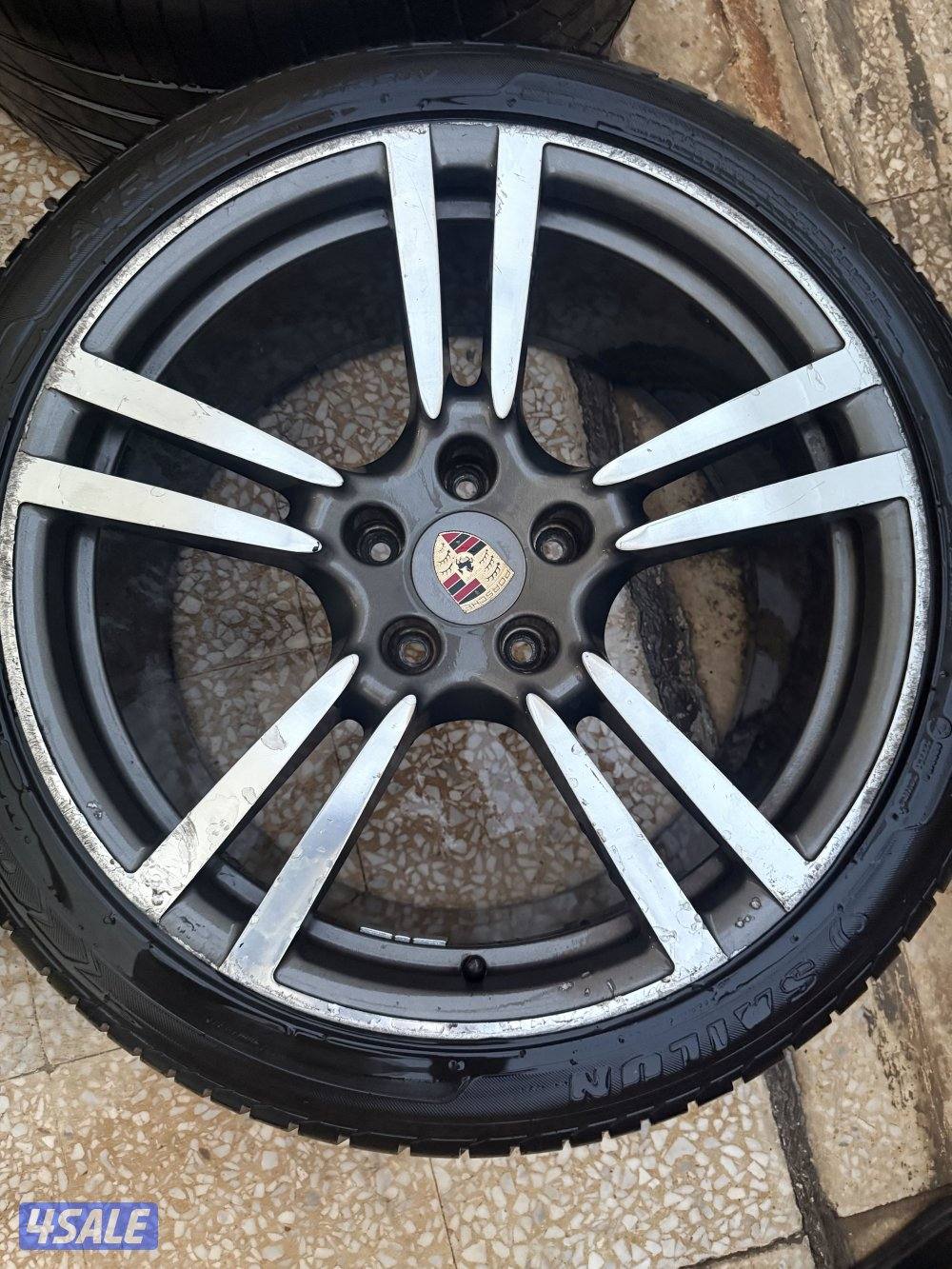 للبيع كيبات بورش كايين مقاس 21 مع تواير صيني حجم  21R/295/351