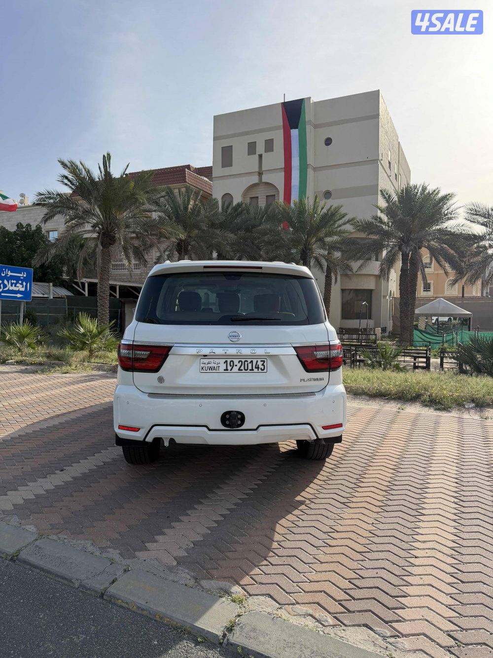 للبيع بلاتينيوم اعلى فئه ٦ سلندر ٢٠٢٠ ماشي ١٤١0