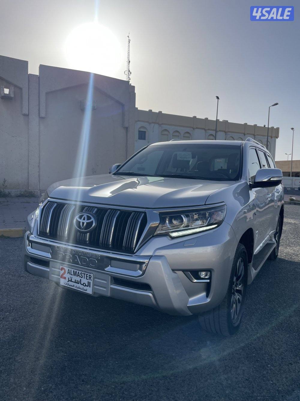 برادو VX موديل 2022 عداد 90 الف  الفل2