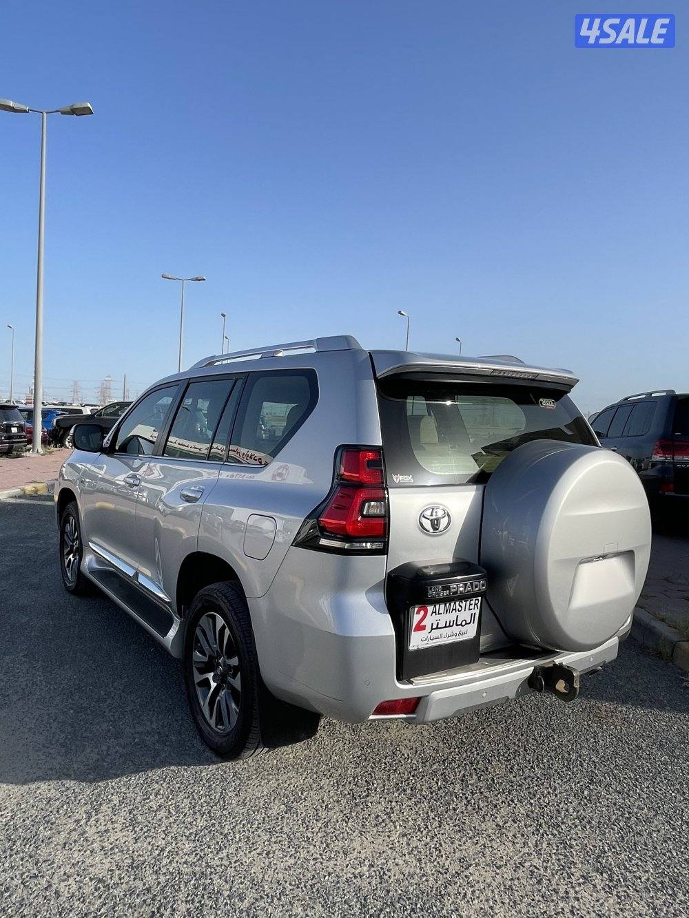 برادو VX موديل 2022 عداد 90 الف  الفل5