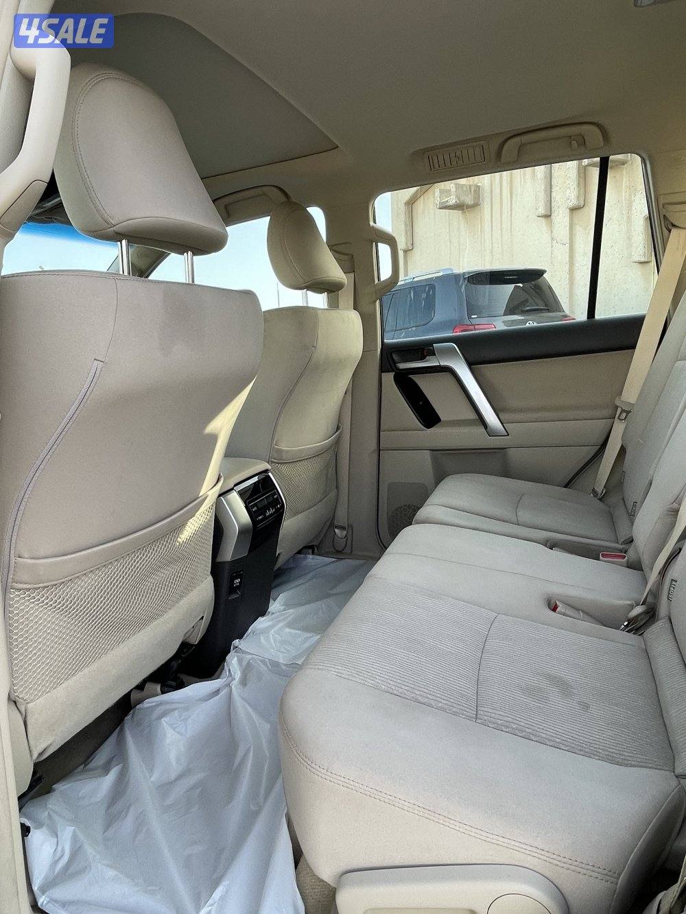 برادو VX موديل 2022 عداد 90 الف  الفل6