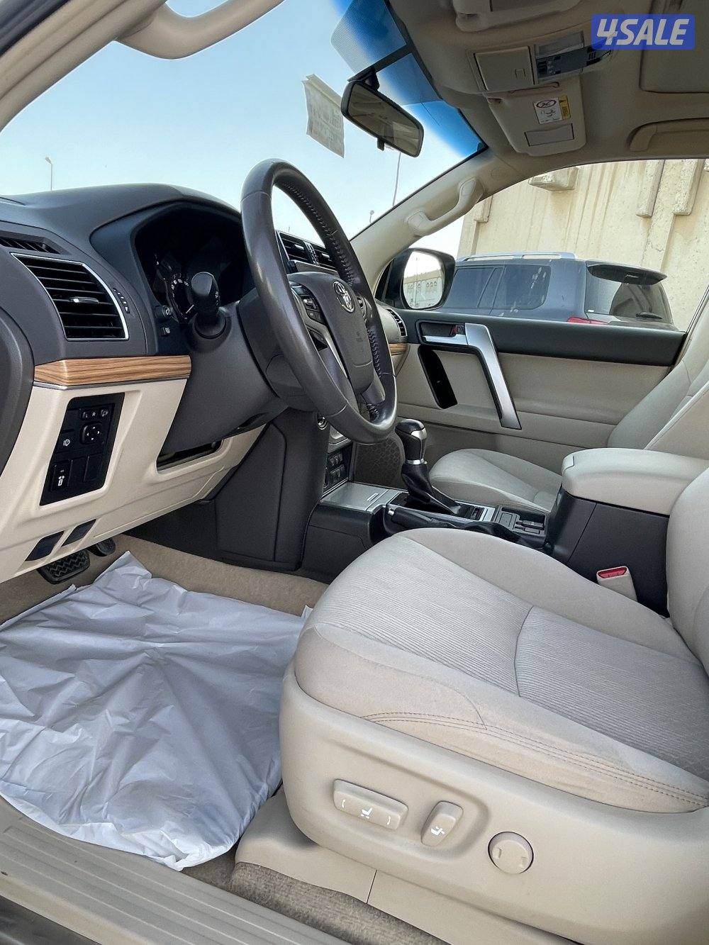 برادو VX موديل 2022 عداد 90 الف  الفل8