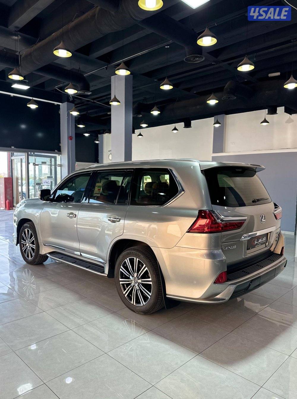 لكزس LX570 سبورت الساير موديل 2018 عداد 2005