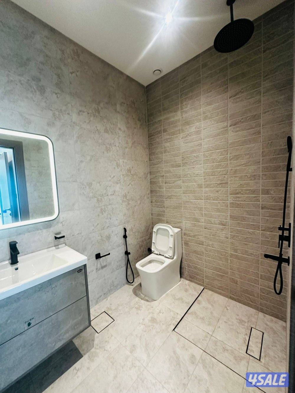 للإيجار شقق اطلالة بحرية اول ساكن6