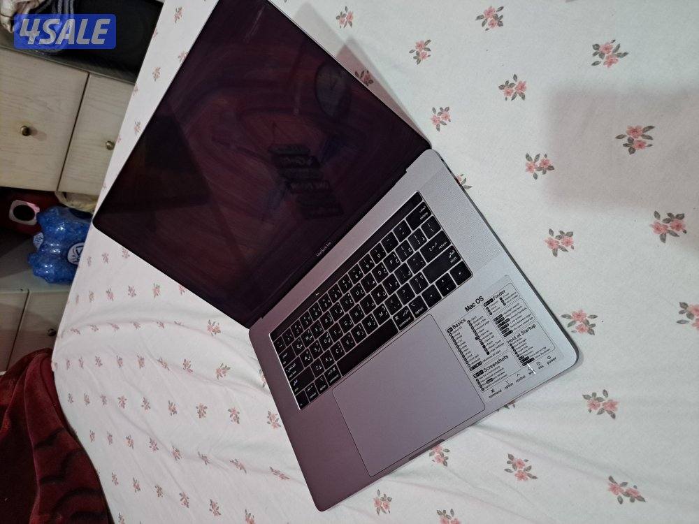 MacBook pro 2018 16gb 512gb i93