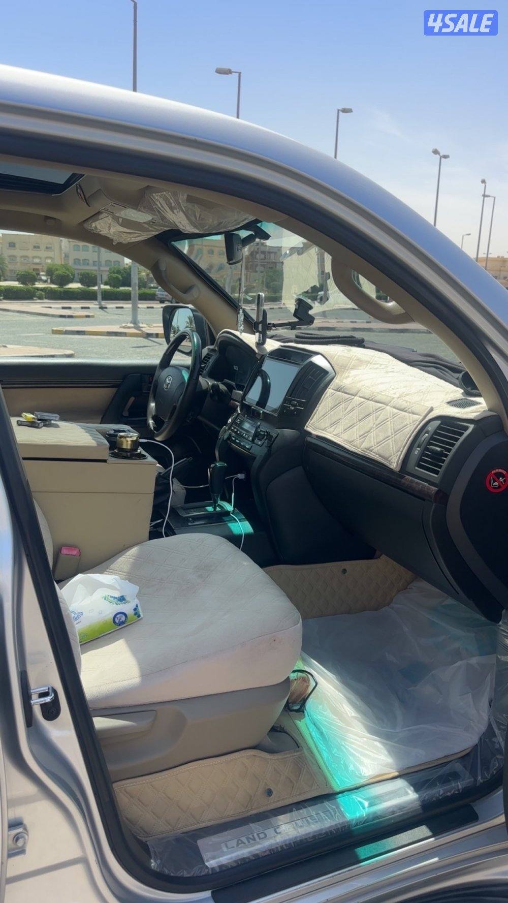 للبيع لاند4