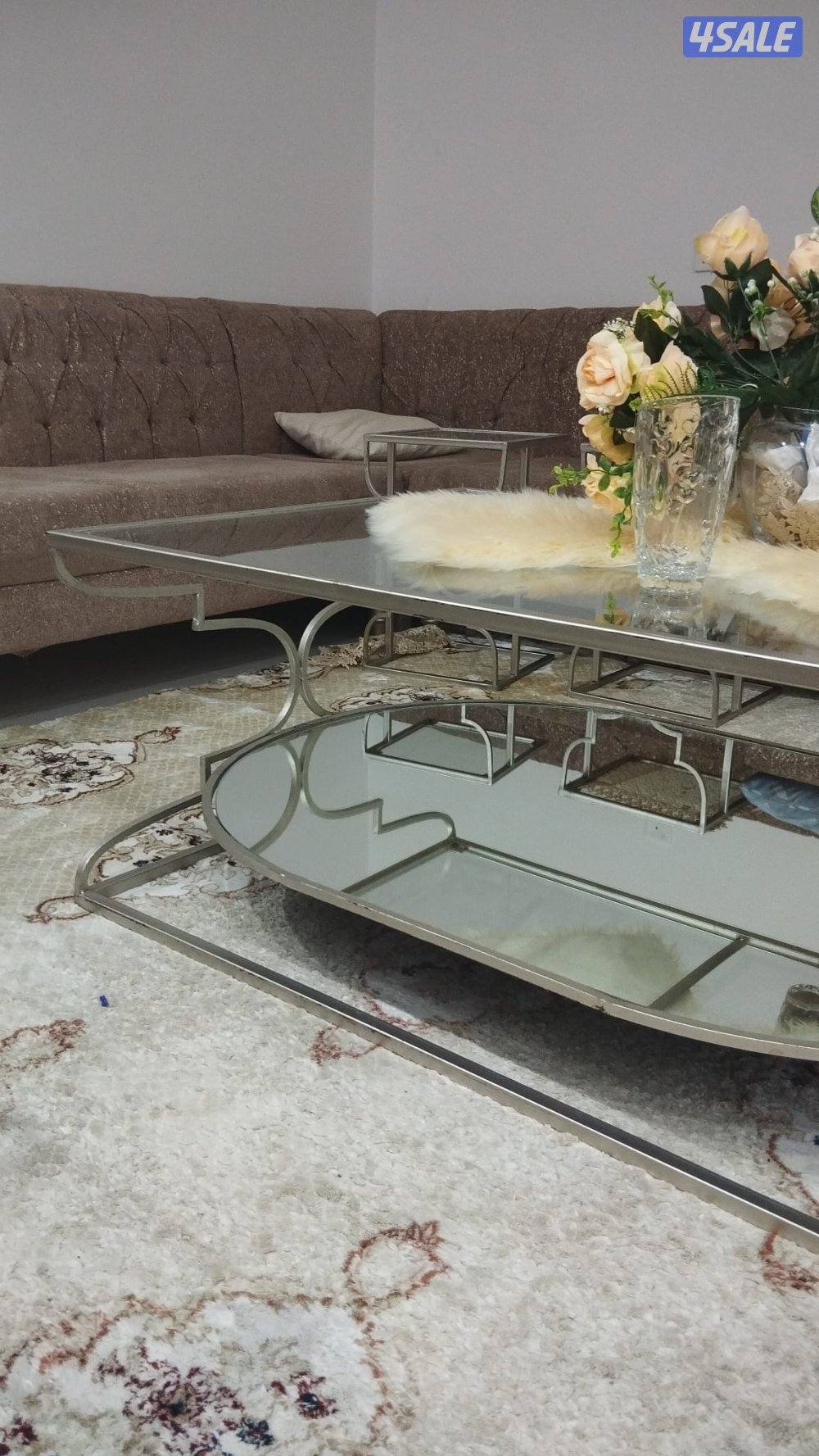 كنب مع طاولات0