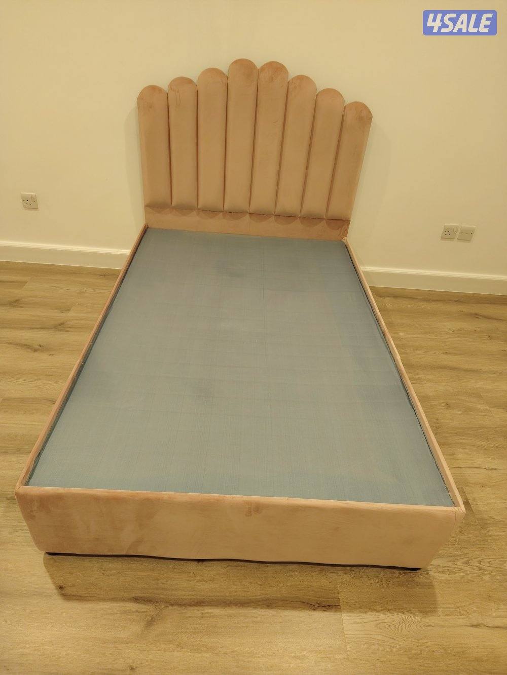 سراير طبيه فراشة طبيه بكل المقاييس والاحجام واقل سعر بالسوق11