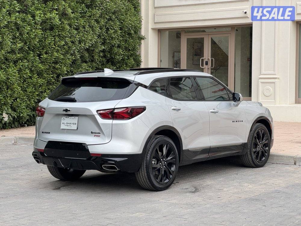 بليزر 2022 RS عداد 45 الف صبغ الوكالة4