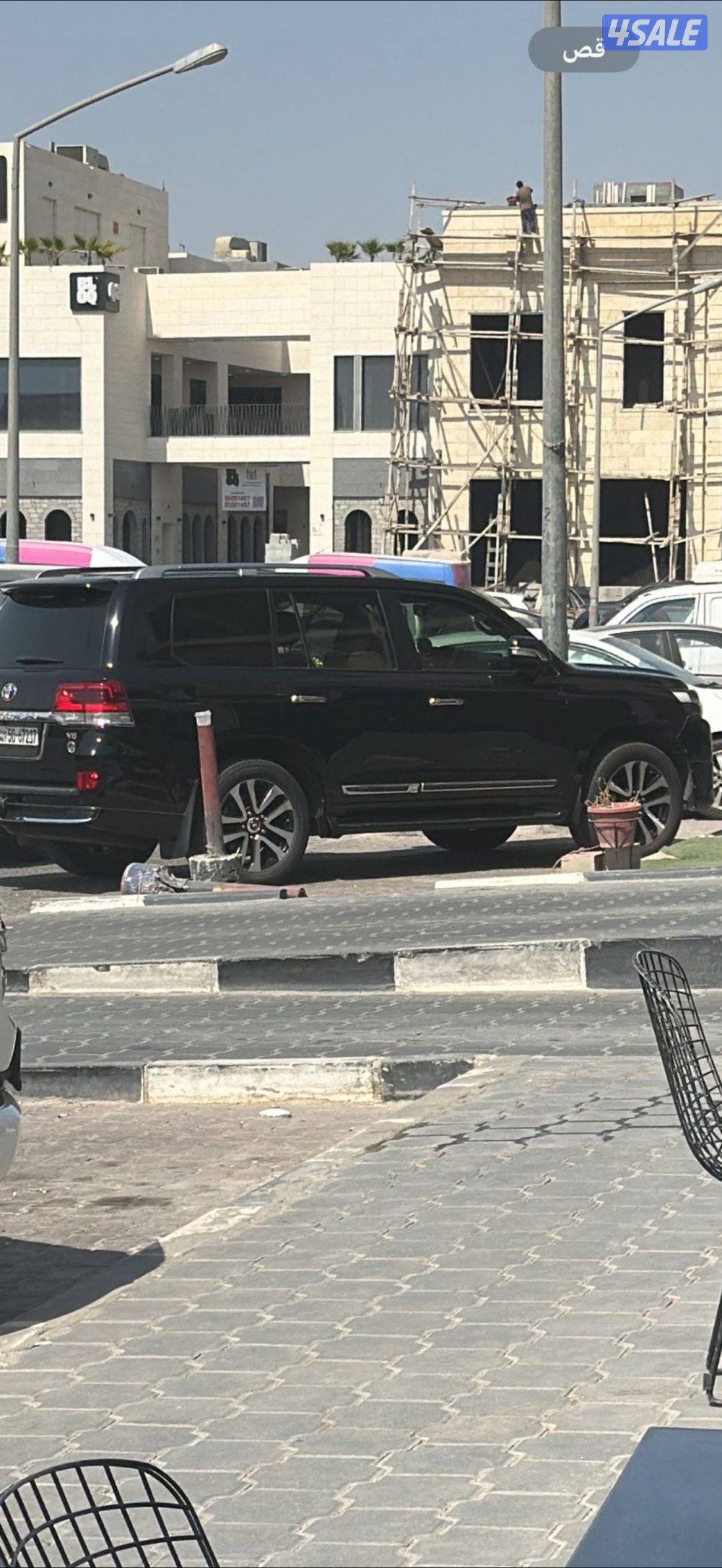 لاند كروزر 2019 ماشي 270 صبغ الوكاله بلكامل موتر نظيف جداً من داخل مخمل0