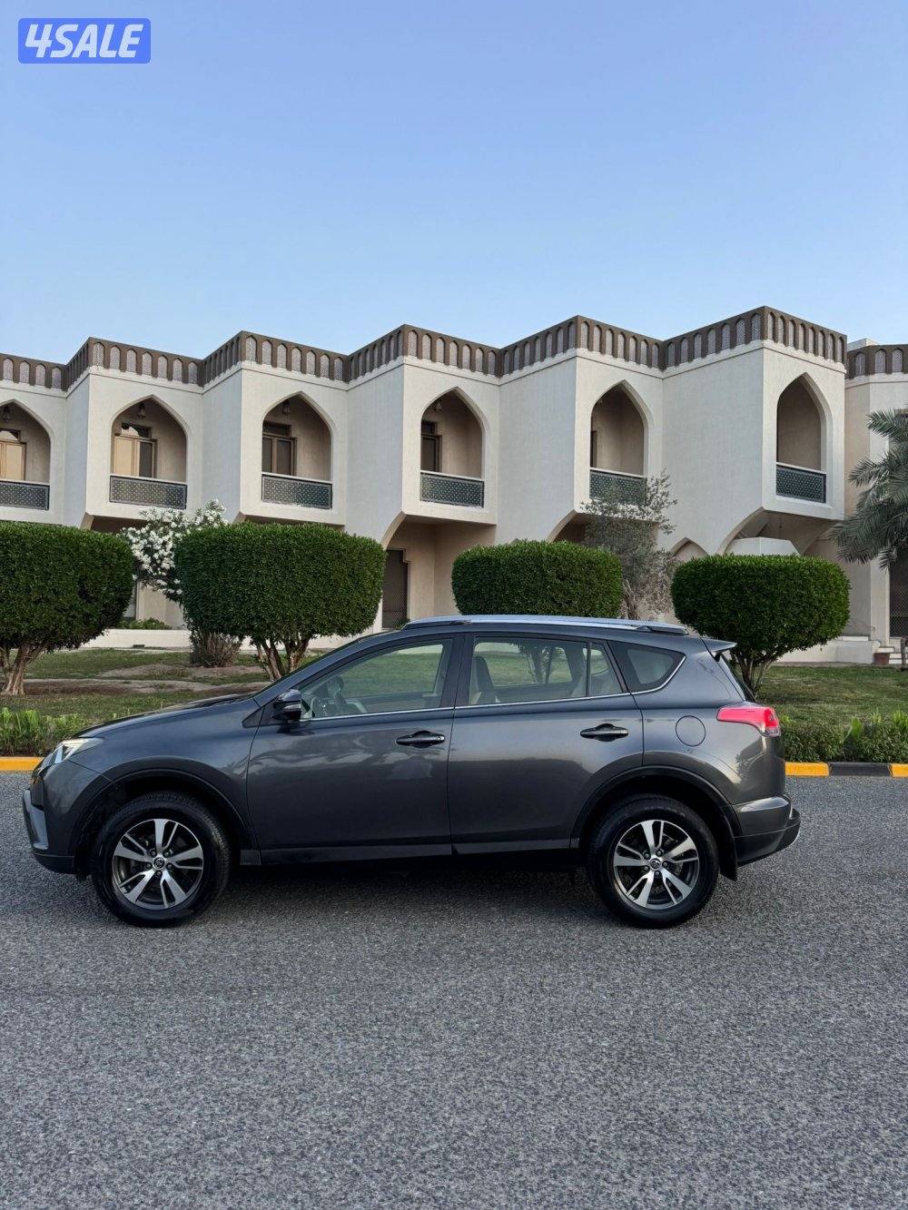 تويوتا راف فور بحاله نادره بنظافه عداد 67 الف6