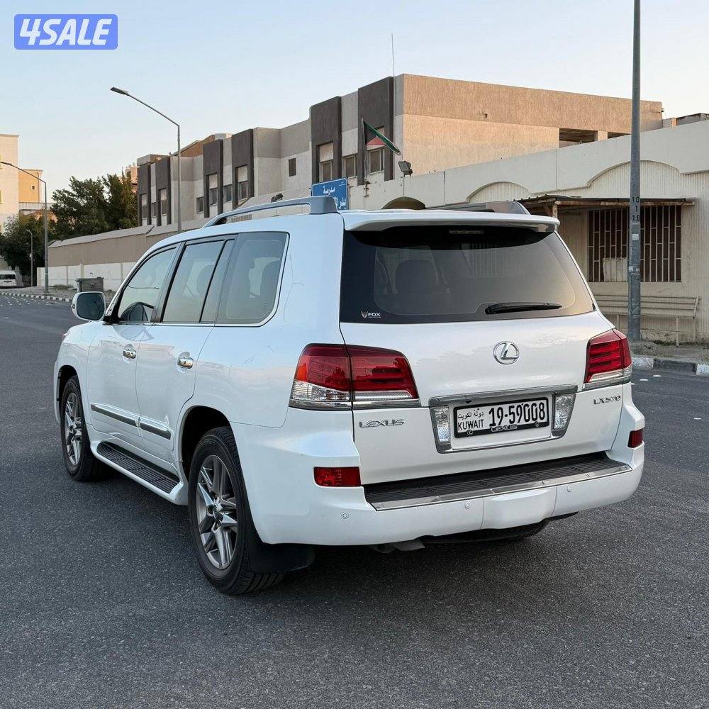 لكسز ٢٠١٤ بحالة نادرة3