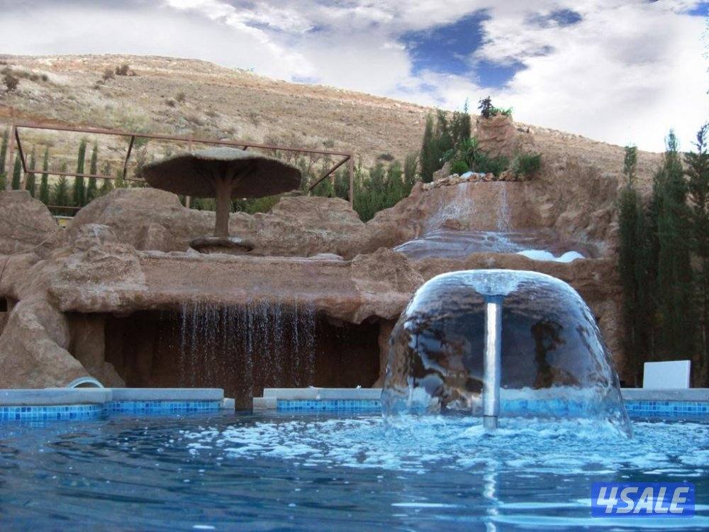 للبيع قصر في الزبداني وشقق في بلودان2