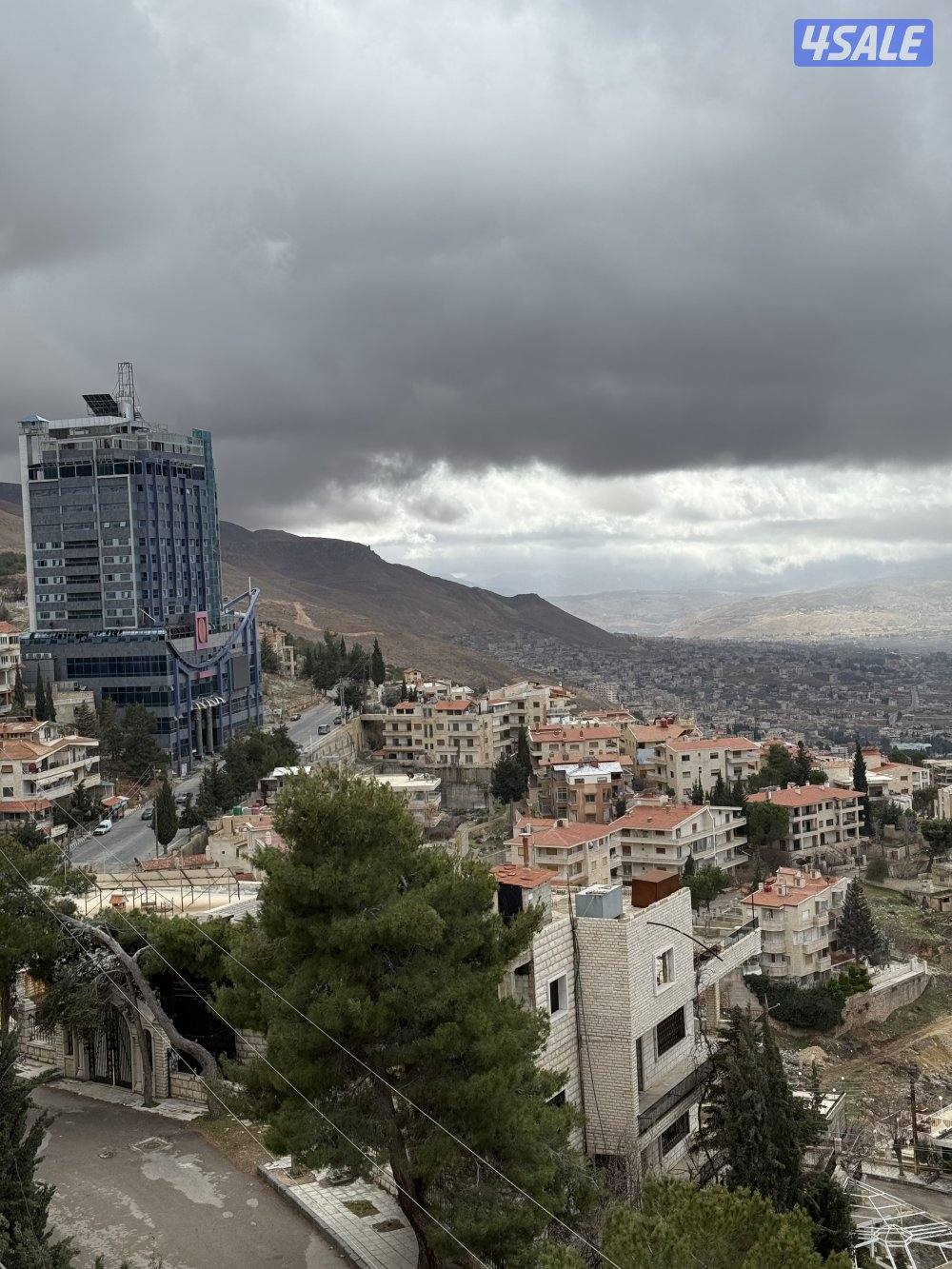 للبيع قصر في الزبداني وشقق في بلودان10