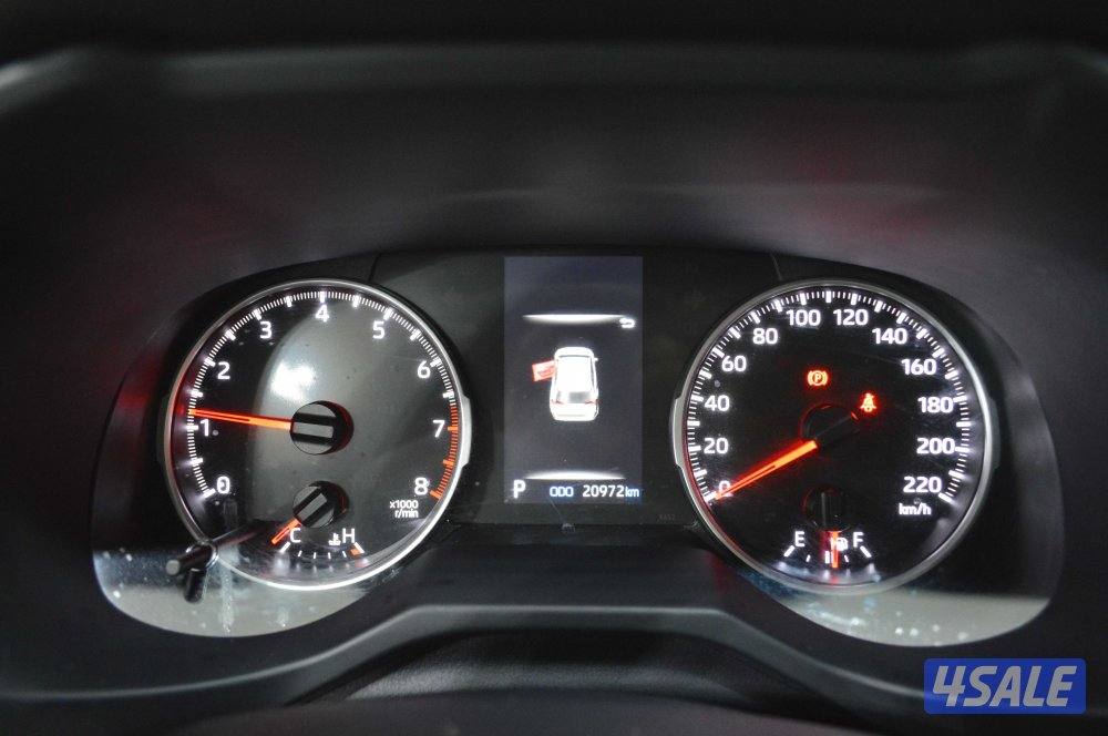 2025 Toyota RAV4 | Excellent Condition | Low Mileage4