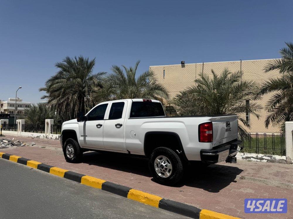 **بيعة سريعة** للبيع سييرا غمارة ونص HD2500 ممشى   133KM whatsapp1