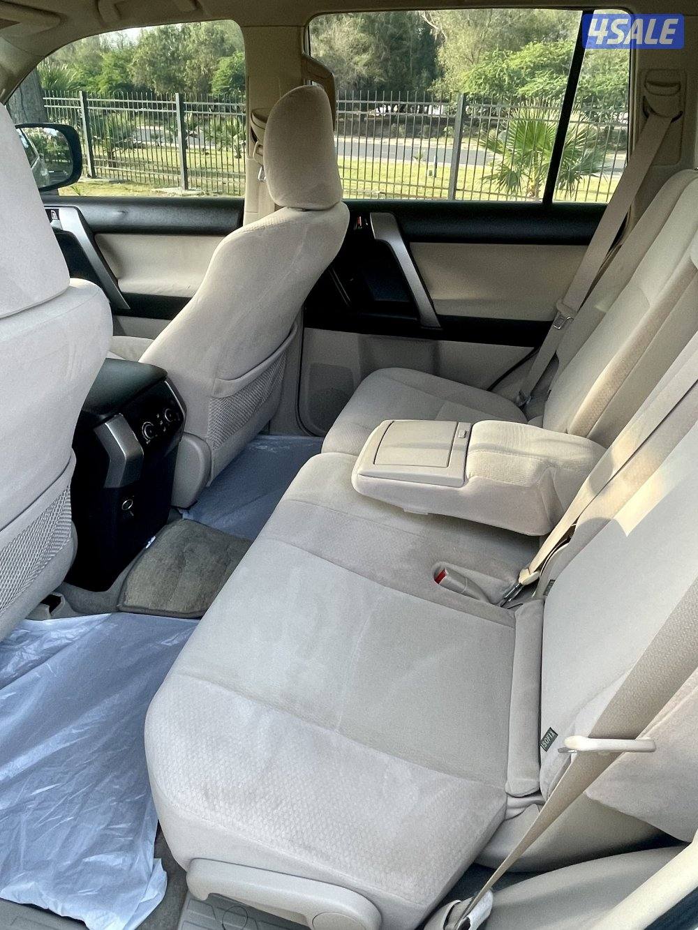 تويوتا برادو 2012 بحالة ممتازة وسيرفس الوكالة8