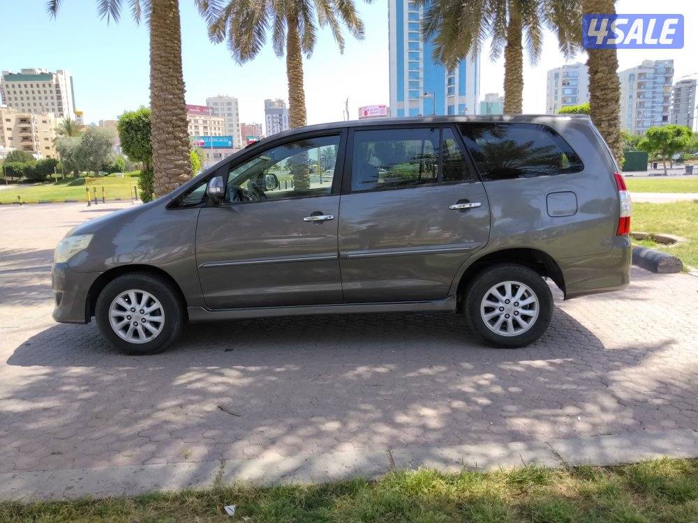 تويوتا انوفا    موديل 201510