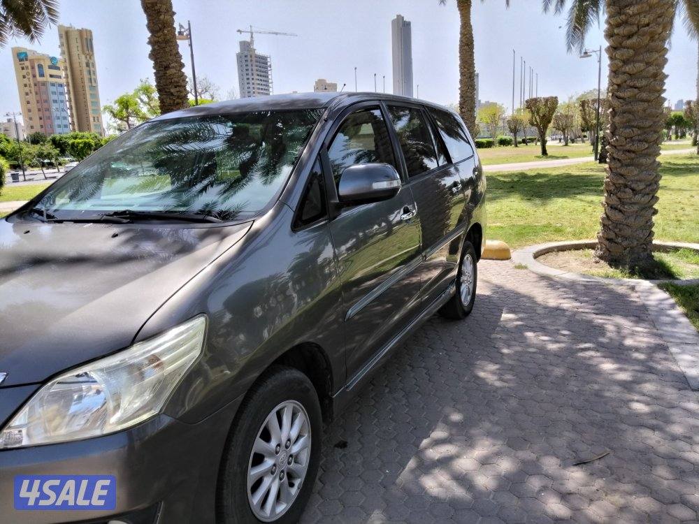 تويوتا انوفا    موديل 201512