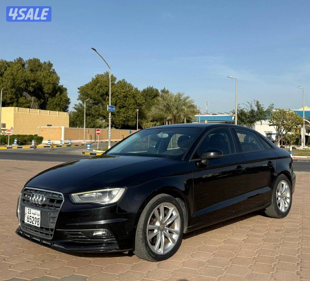 قمة بالنظافة اودي A3 موديل 2015 وكالة فحص ماكينة قير شاسي بدي صبغ قطعت0