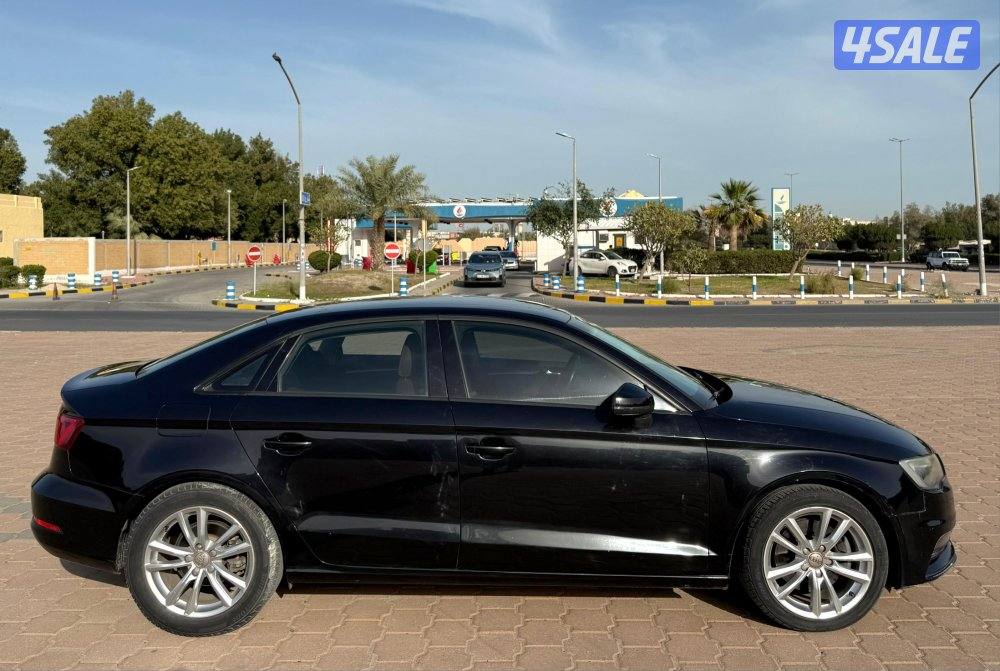 قمة بالنظافة اودي A3 موديل 2015 وكالة فحص ماكينة قير شاسي بدي صبغ قطعت6