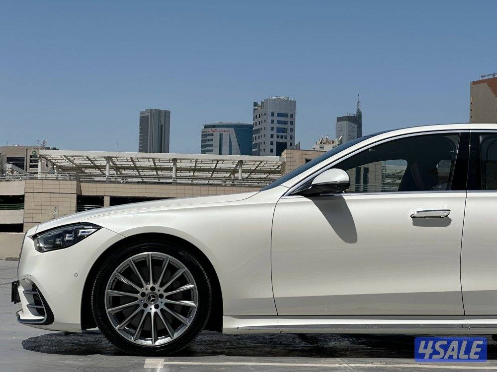 مرسيدسS500 موديل2021 وارد الملا عداد83الف وسيرفس منتظم2