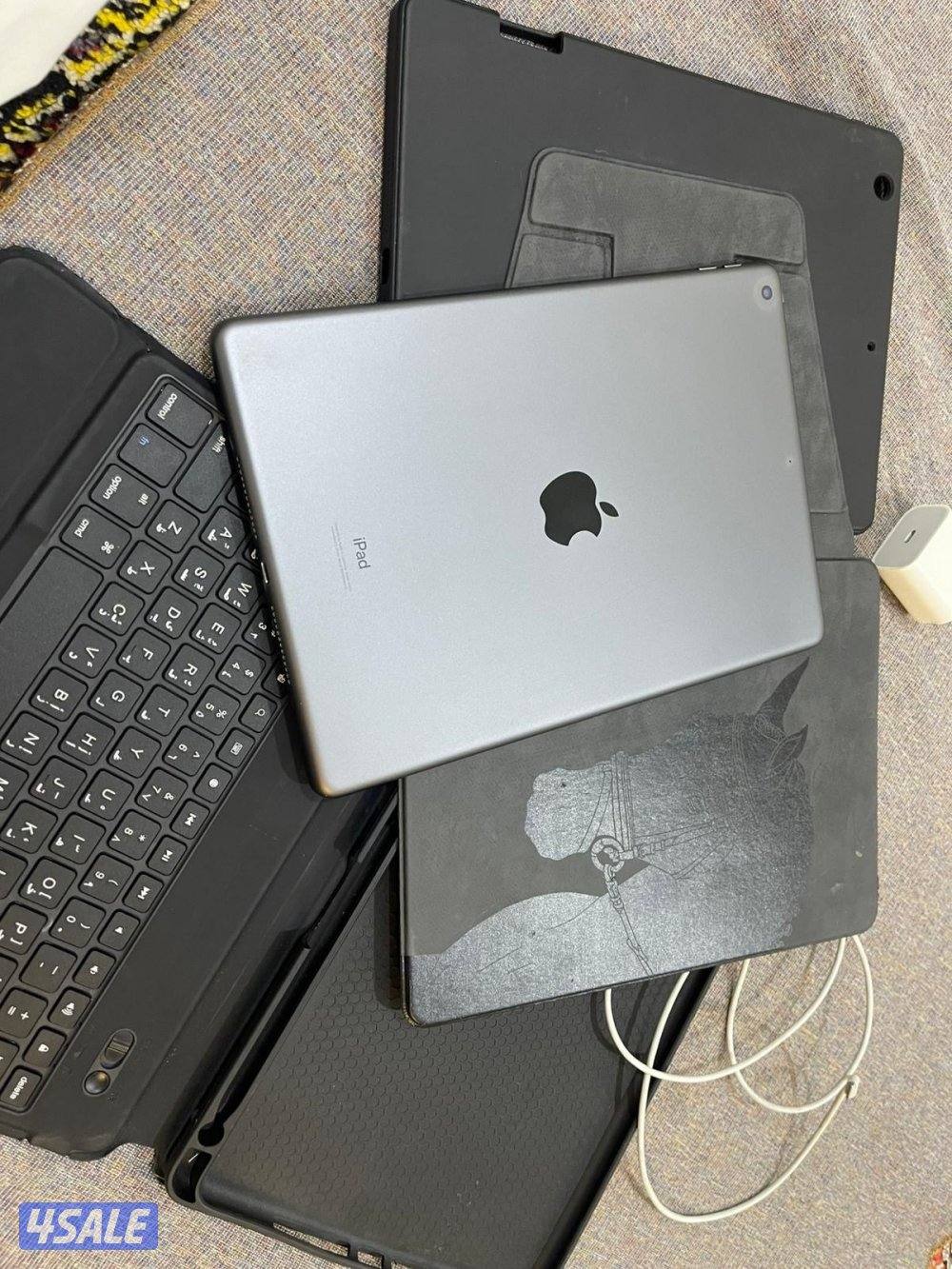 ايباد 9 الجيل التاسع 64 غيغا رمادي نظيف حيل مع الكفر والشاحن3