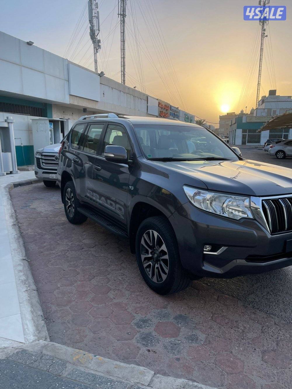 للبيع برادو ٢٠٢٢ كامل المواصفات6